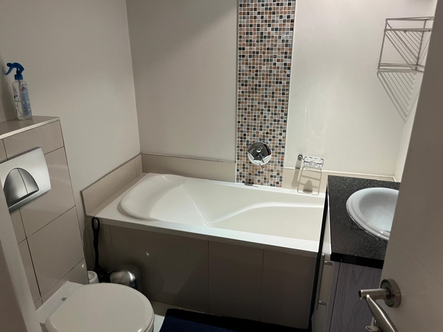 2 Bedroom Property for Sale in De Waterkant Western Cape
